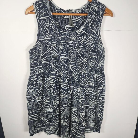 Anthropologie Navy Blue & White Smocked Bodice Tunic Top Sleeveless Sz Large - Picture 1 of 7